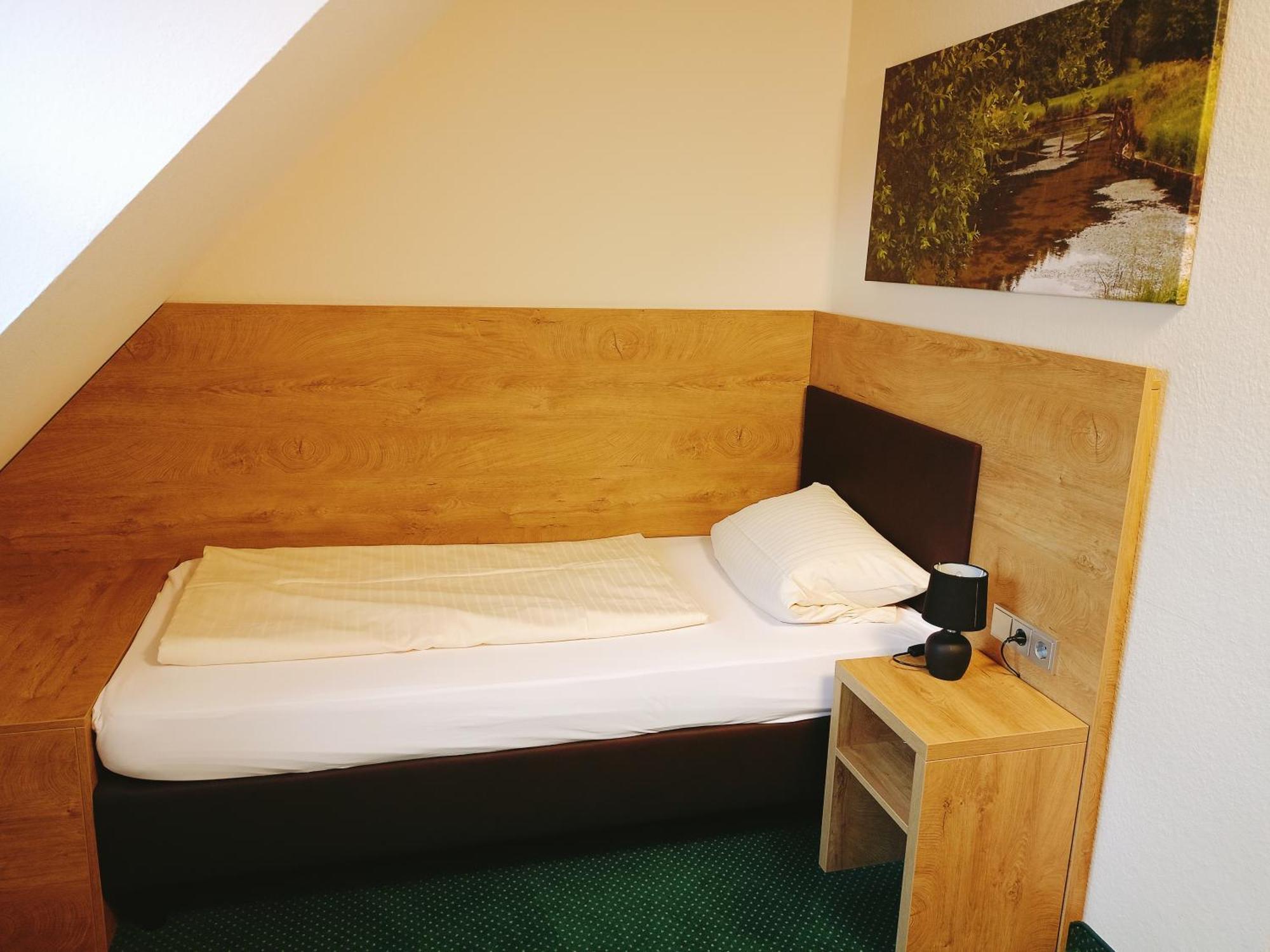 Hotel Gasthof Zum Loewen เวลบวร์ก ภายนอก รูปภาพ