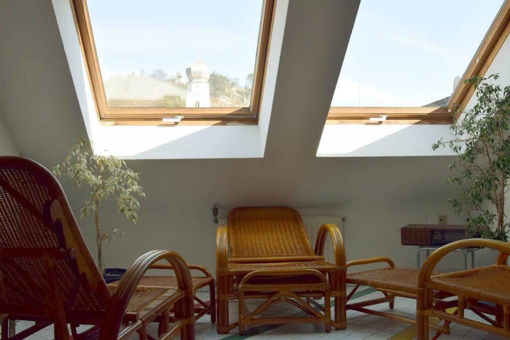 Hotel Gasthof Zum Loewen เวลบวร์ก ภายนอก รูปภาพ